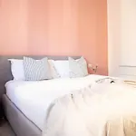 The Best Rent - Apartment Near Arco Della Pace
